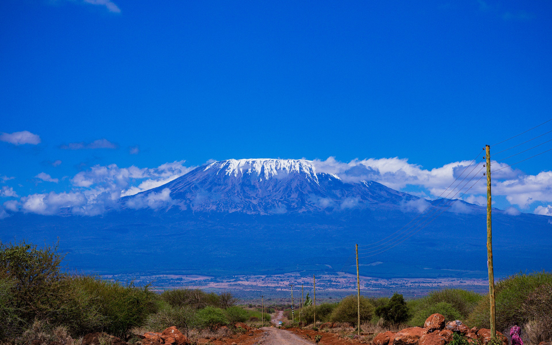 View-of-the-Kilimanjaro-from-Road-Side-Brilliant-Safaris-Tanzania